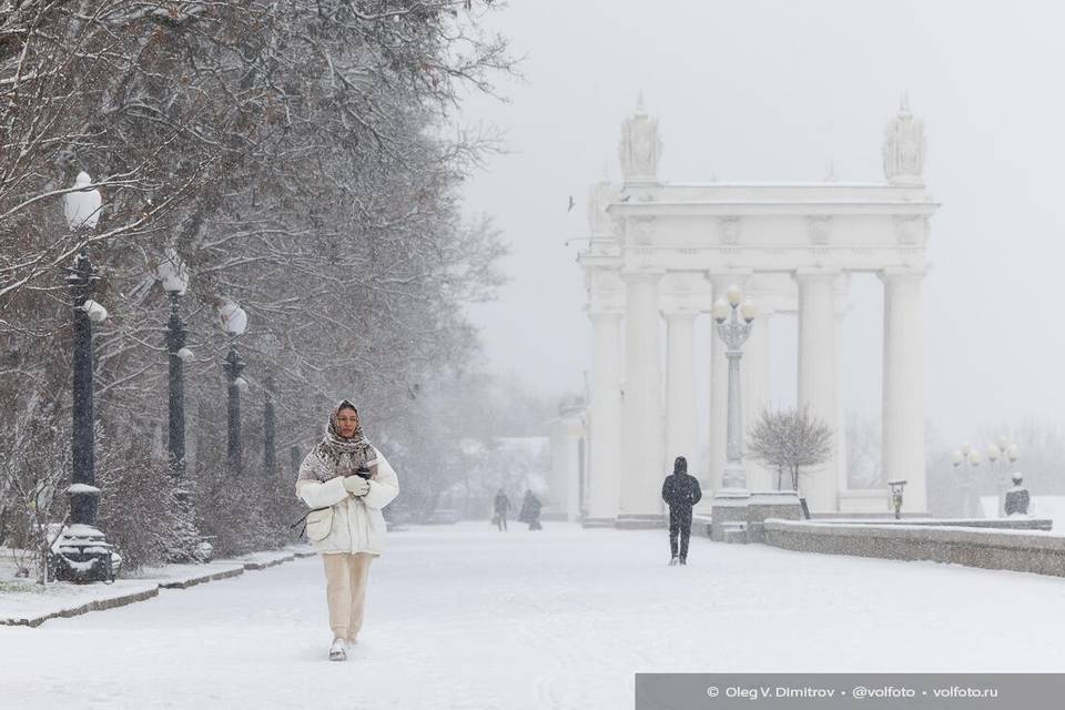 Волгоградцев предупреждают о метелях и сильном снеге 26 декабря