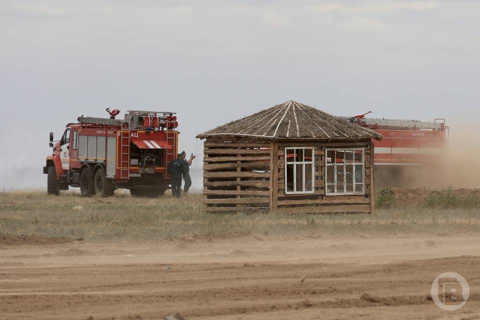 Двое пенсионеров сгорели при пожаре под Волгоградом