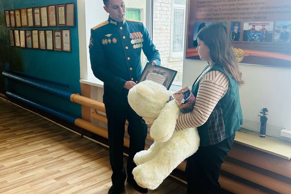 Письмо солдату СВО: школьницу из Волгограда лично поблагодарили военные