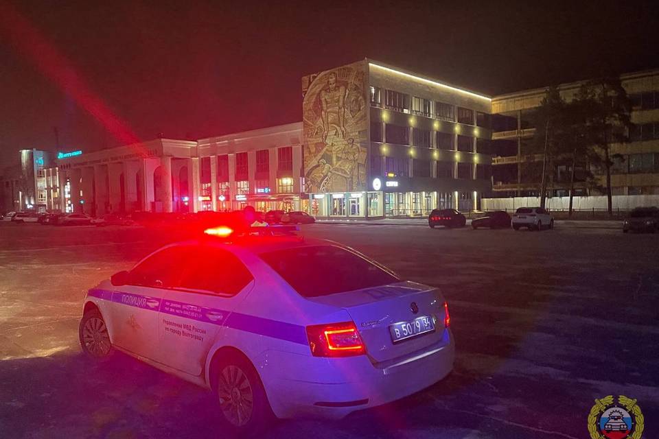 В Волгограде полицейские проводят массовые проверки на нарушения ПДД