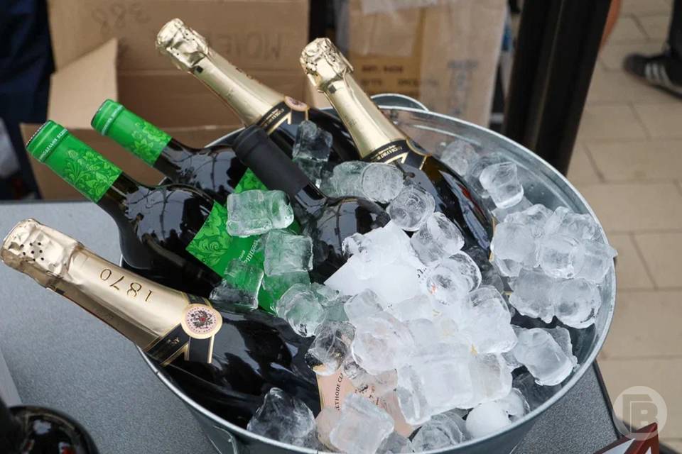 Врач Ибишова рассказала волгоградцам о коварстве шампанского