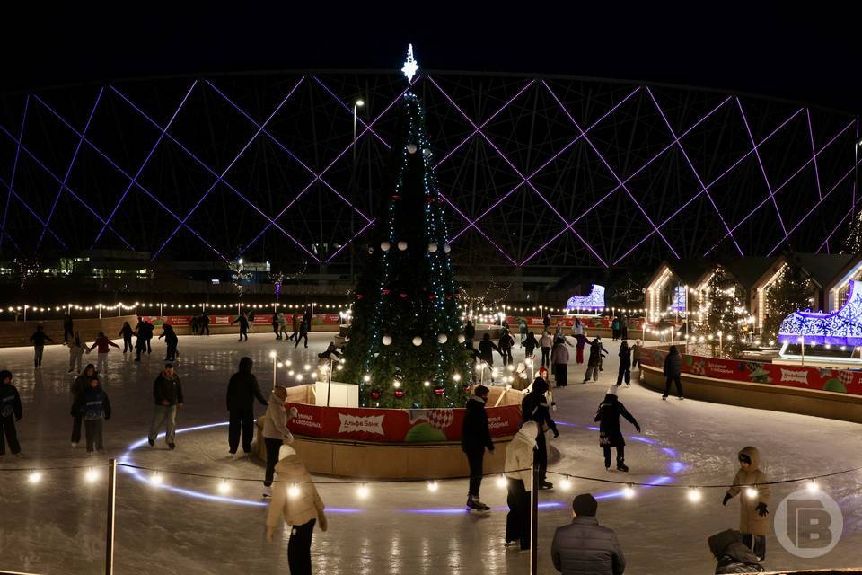 Снежные горки не работают из-за теплой погоды в ЦПКиО Волгограда