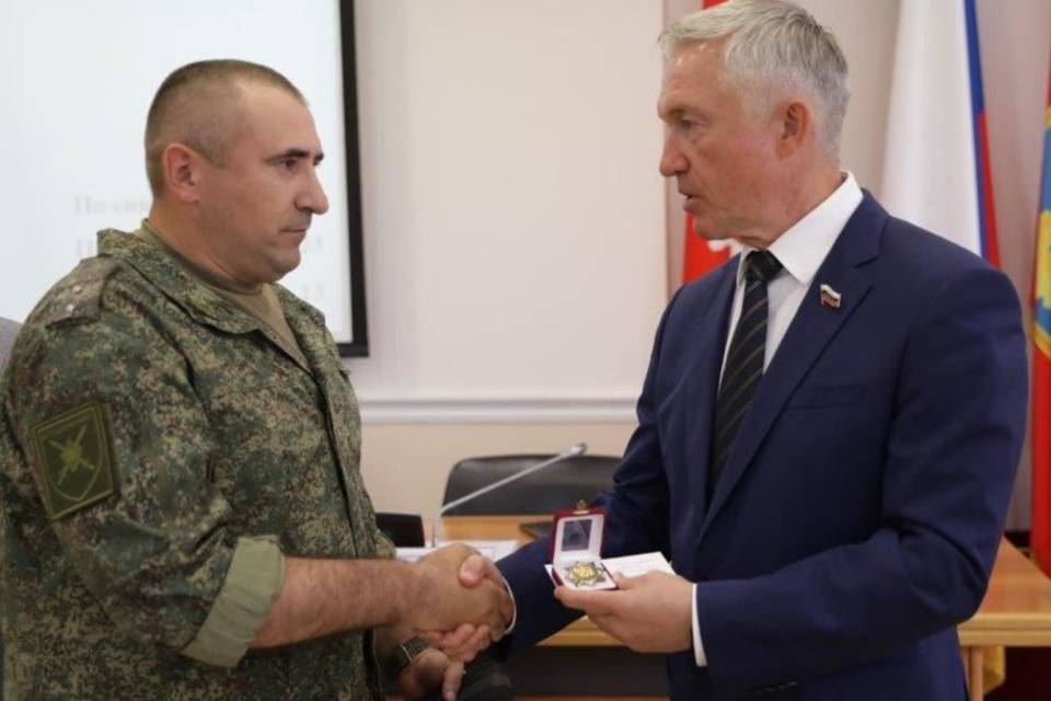 20 волгоградцев наградили за верность Отечеству в 2025 году