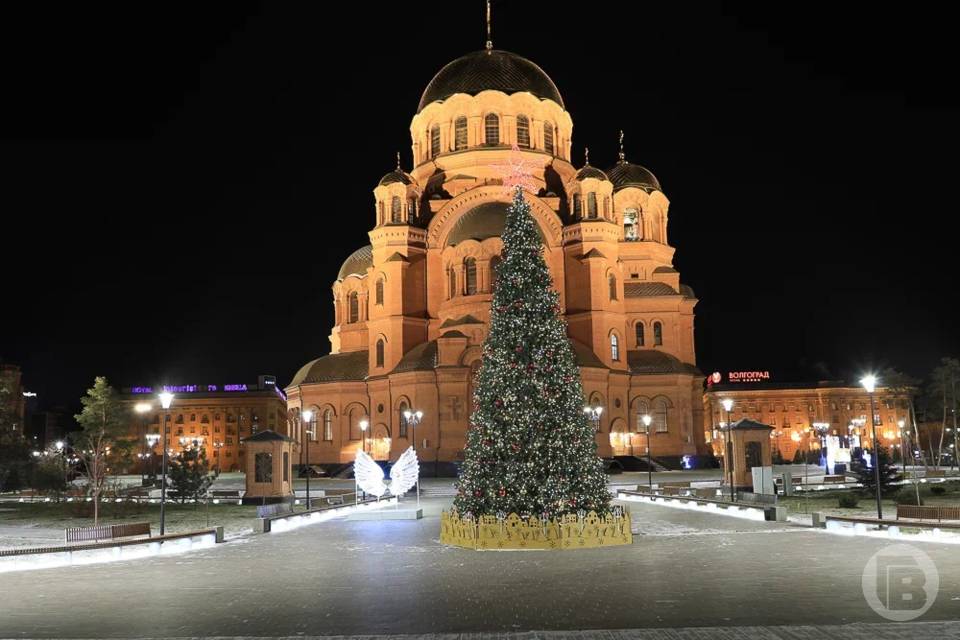 Волгоградцы празднуют Рождество: смотрим фото