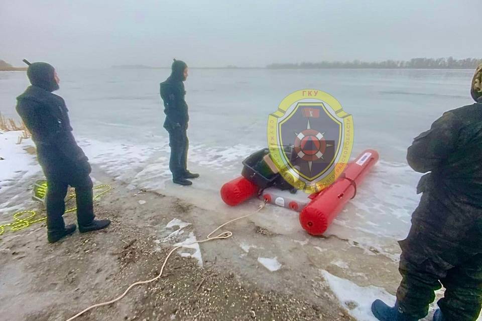 Мужчина провалился под лед и утонул под Волгоградом