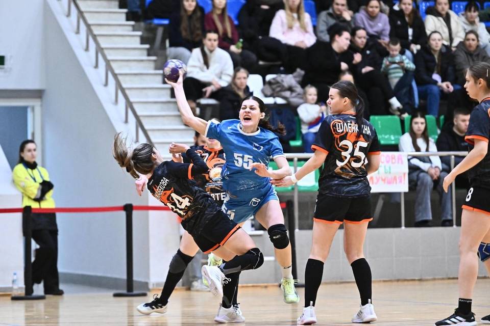 Гандболистки волгоградского «Динамо» одержали первую победу в 2026 году