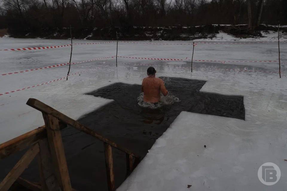 В Волжском Волгоградской области готовят крещенскую купель