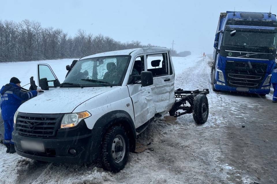 Три человека разбились в ДТП под Волгоградом