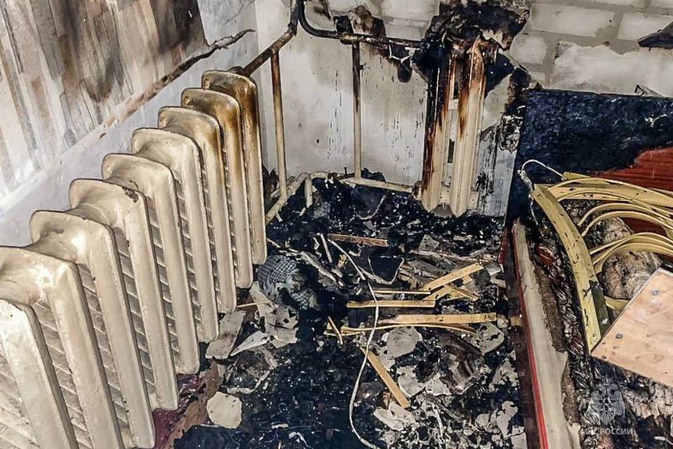 Кипятильник вызвал пожар в квартире в Волгограде