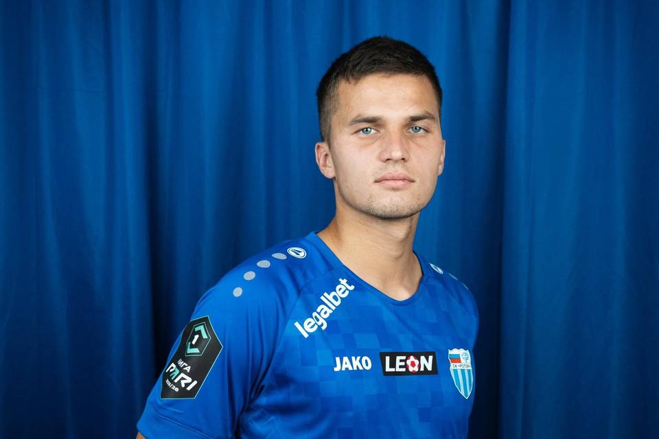 Хавбек Михаил Мальцев покидает «Ротор»