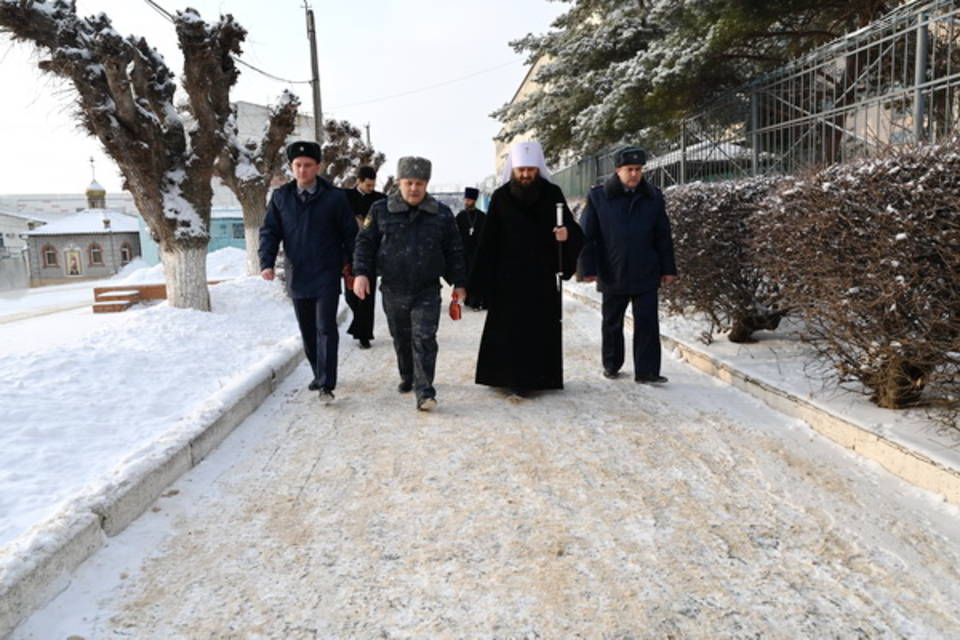 Митрполит Феодор отправился в колонию Волгоградской области к больным
