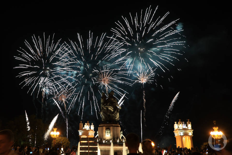 Волгоградцам с 21 января разрешат запуск фейерверков