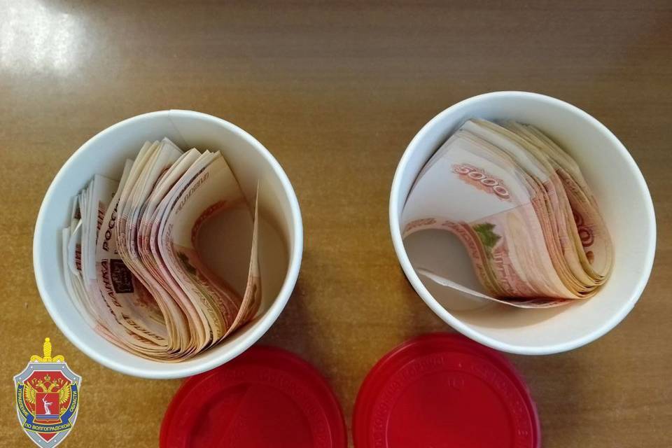 В Волгоградской области дававшие взятку в стаканчике из-под кофе не смогли оспорить приговор