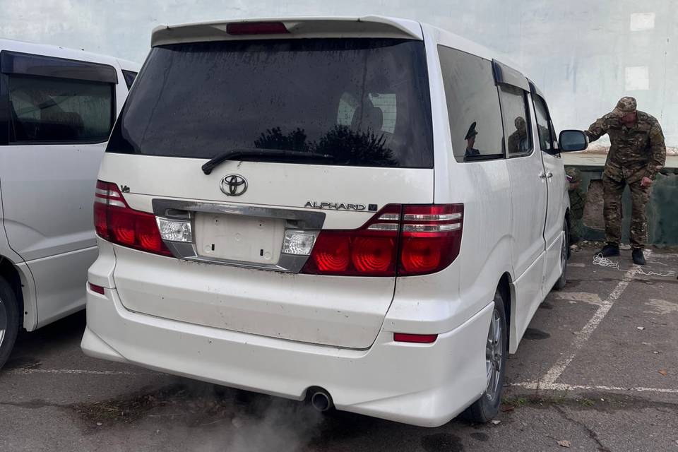 7 конфискованных машин на нужды СВО в Волгограде и Астрахани передала таможня