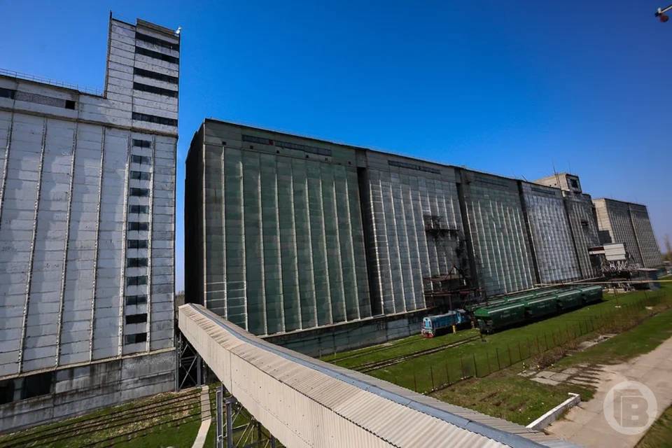 Более 1,3 млн кубометров складов обеззаразили в Волгоградской области