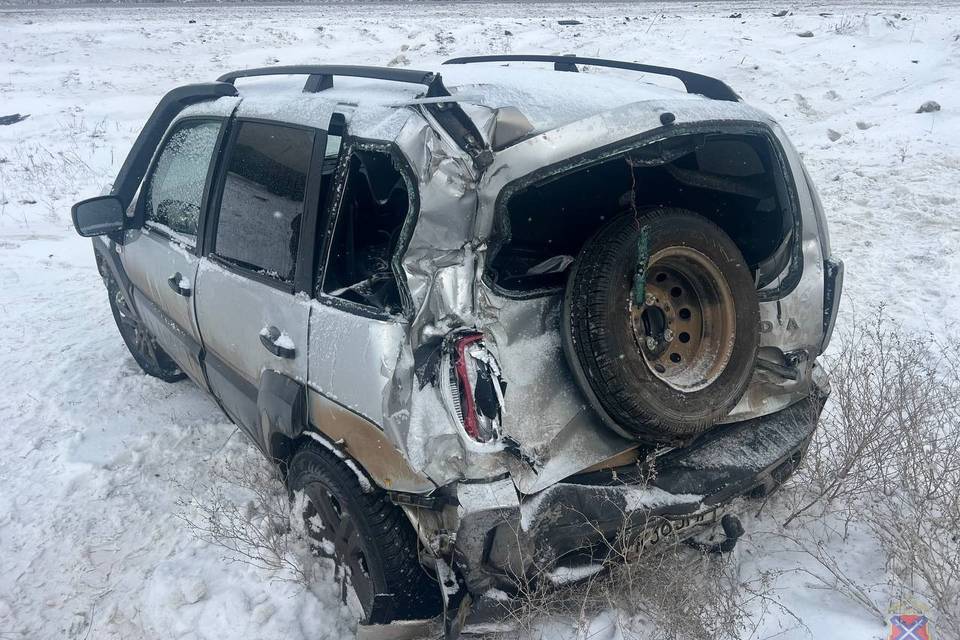 Фура и легковушка «поцеловались» под Волгоградом