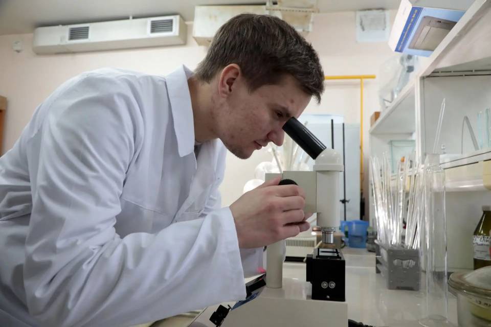 94 аспиранта ВолгГМУ ищут новые лекарства и методы лечения