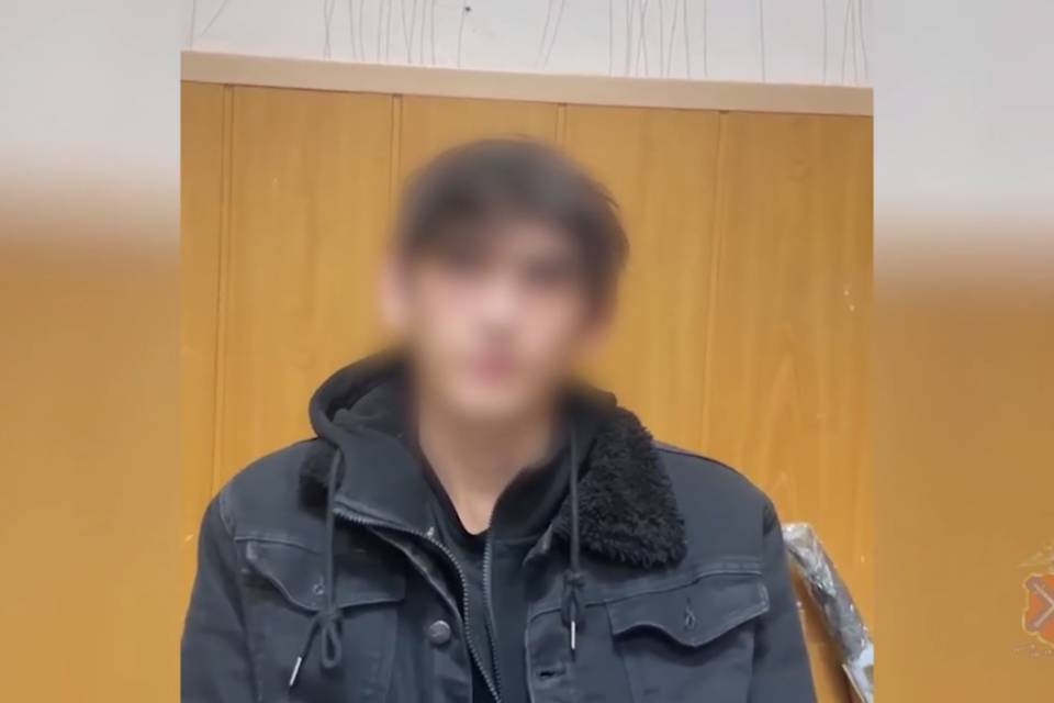 Пособника телефонных мошенников задержали в Волгограде