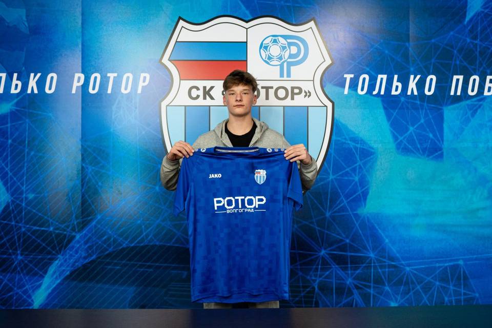 «Ротор-2» подписал Михаила Семененко