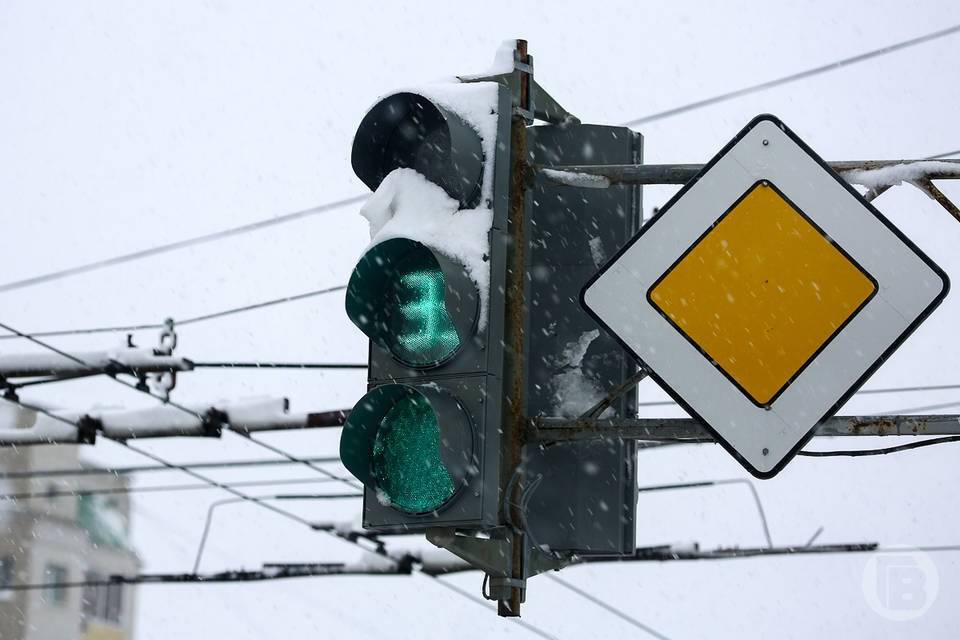 Иномарка и велосипед столкнулись в Волгограде