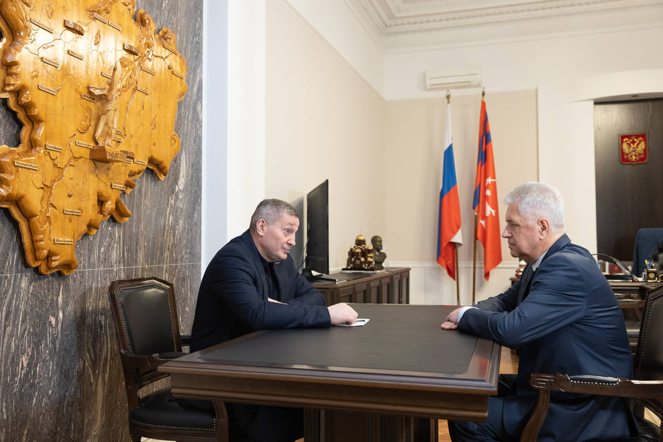 Состоялась рабочая встреча Андрея Бочарова и Сергея Четверикова