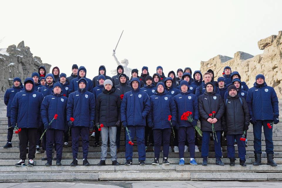 «Ротор-2» и «Ротор-М» поднялись в Волгограде на Мамаев Курган