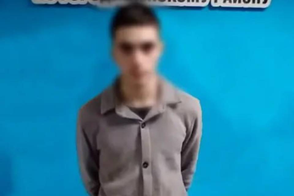 В Волгоградской области водитель похитил посылку с ювелирными украшениями