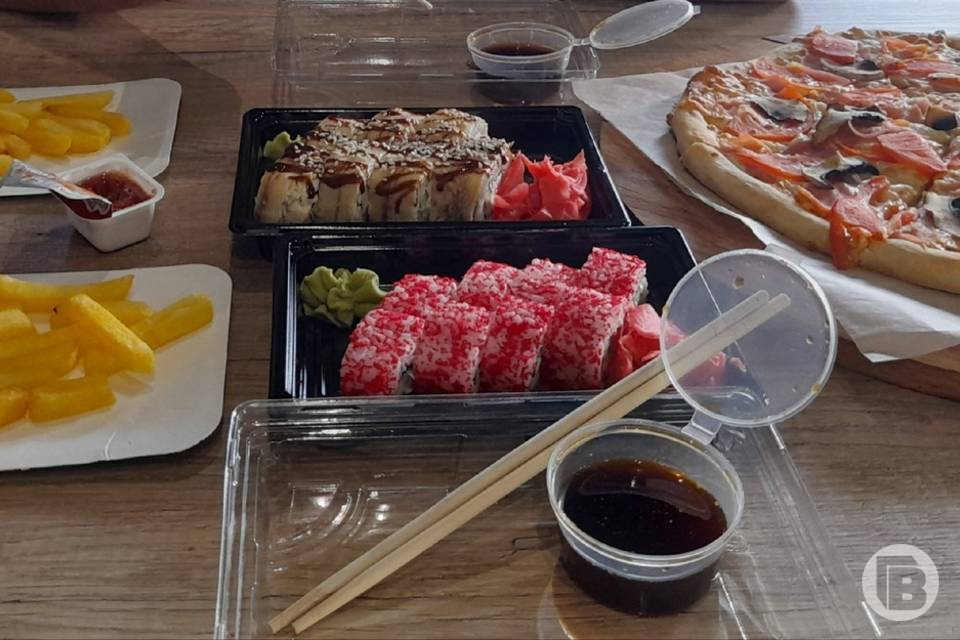 Роллы и суши: польза и 7 рисков для здоровья от врача Садыкова