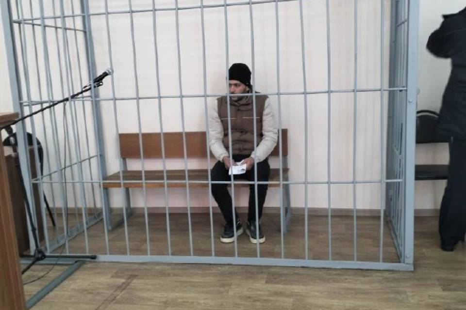 Под Волгоградом под стражу заключили иностранца, обманувшего женщину на 60 тысяч рублей