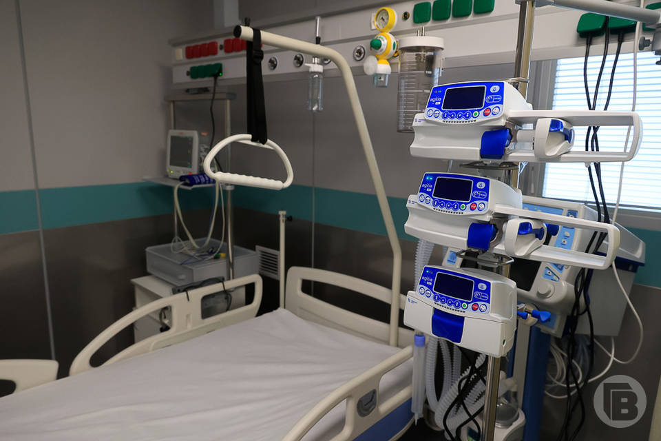 Двух женщин, пострадавших при пожаре, выписали из больницы в Волгограде