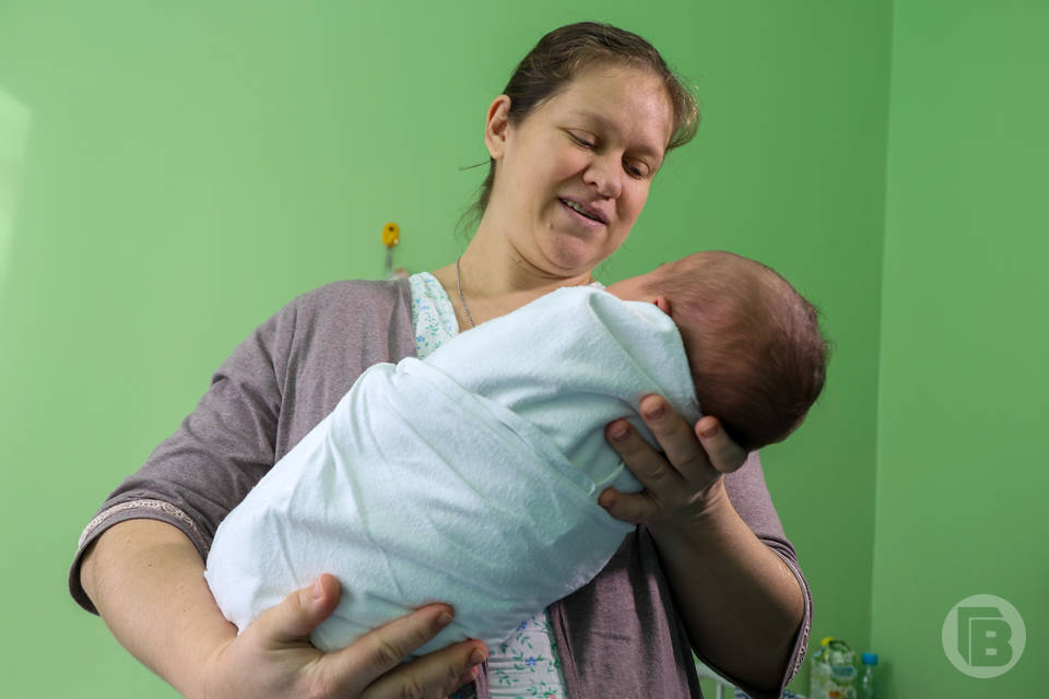 Малыш-богатырь весом 7,6 кг родился в Волгоградской области