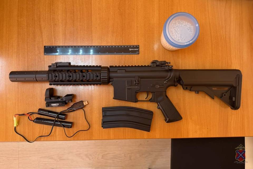 Два 17-летних волжанина устроили пальбу на детской площадке