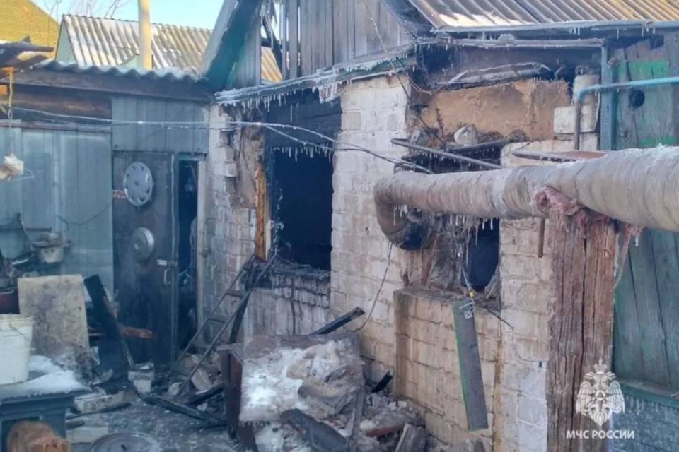 Под Волгоградом два пожара унесли жизни двух человек