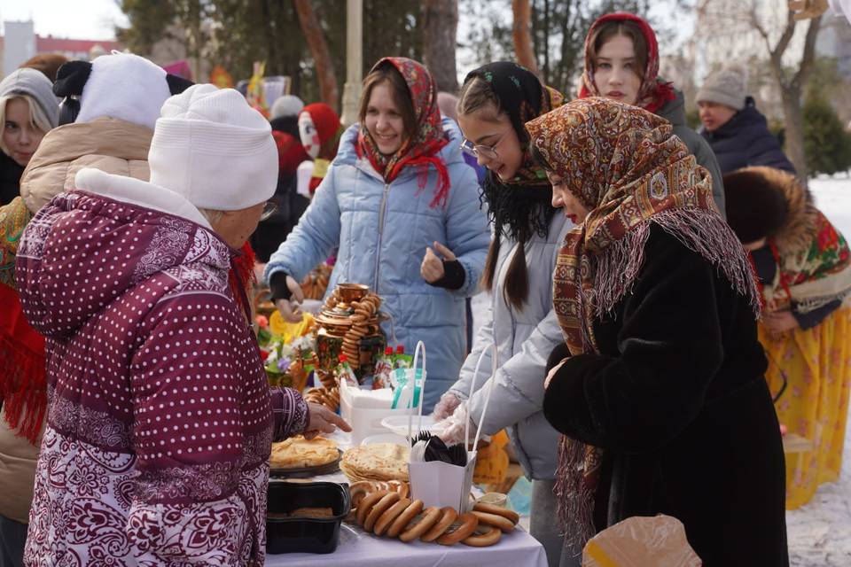 10 000 блинов приготовят в Волгоградском ЦПКиО на Масленицу