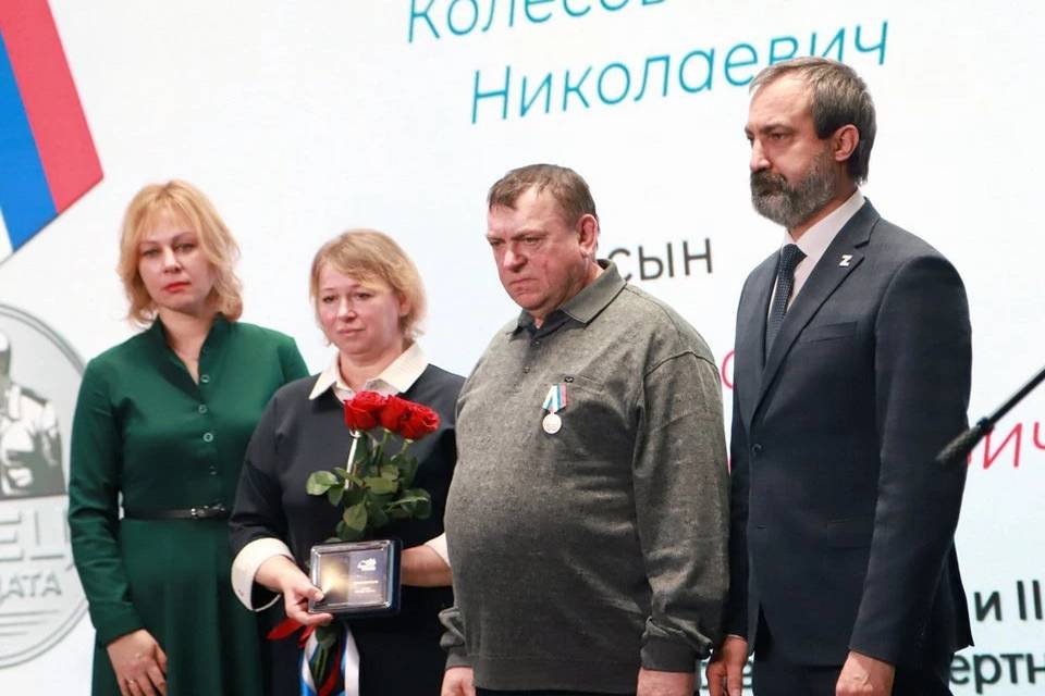 В Волгограде вручили награды «Отец солдата»