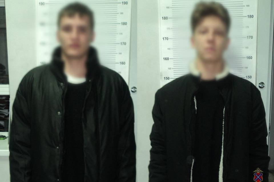 Двух молодых волгоградцев полиция задержала с "запрещенкой"