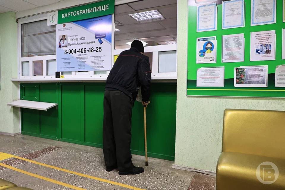 На особый режим работы переводят медучреждения в Волгограде
