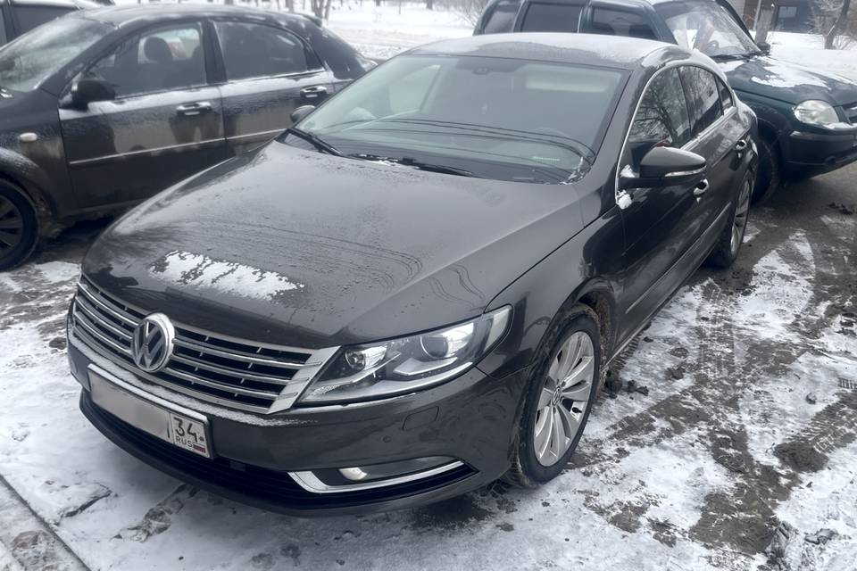 У волгоградца отобрали Volkswagen, чтобы он наконец выплатил алименты