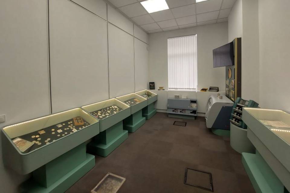 Редкие монеты и уникальные банкноты зовут посмотреть волгоградцев