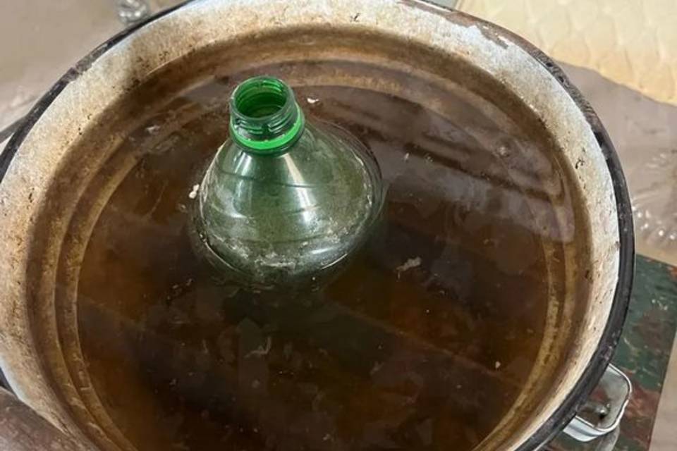 Деда с ведром наркотиков поймали под Волгоградом