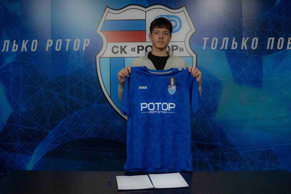 «Ротор-2» подписал двух новых игроков