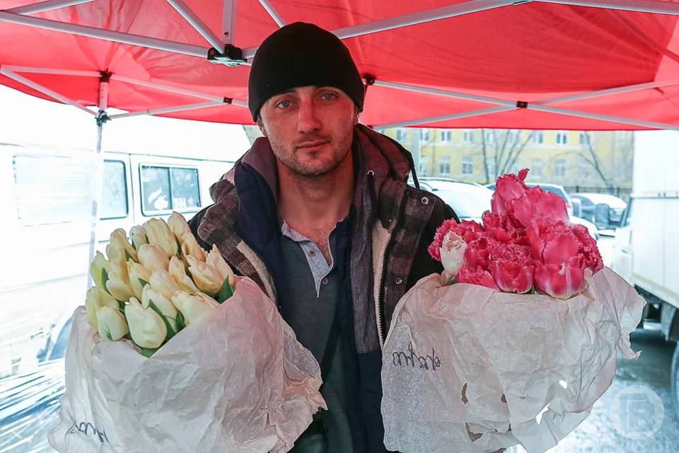 Волгоградцы признались, какую сумму готовы потратить на подарки к 8 Марта