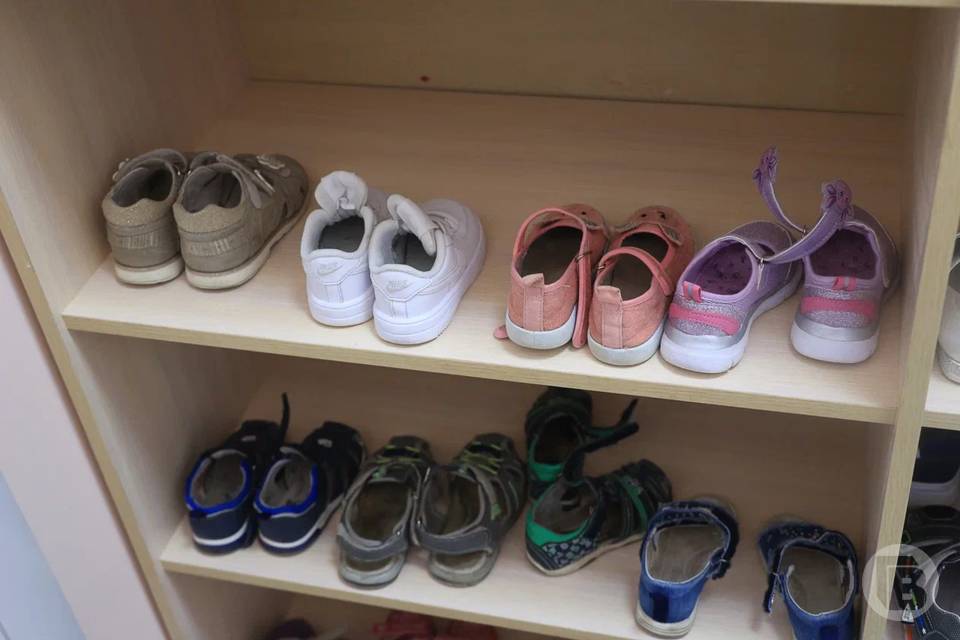 В Волгограде эксперты РПН назвали правила детской обуви к школе