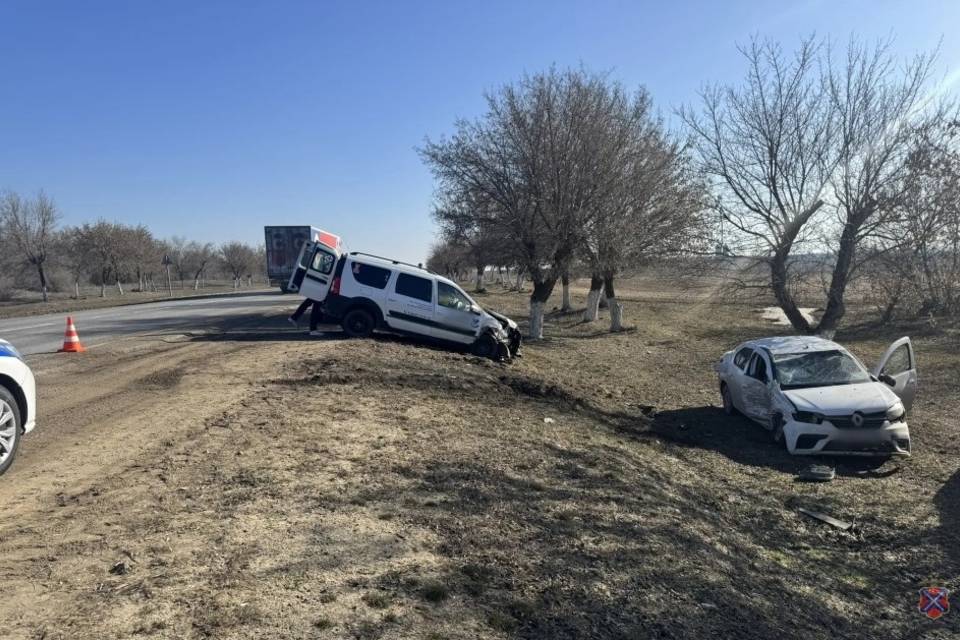 Жесткое ДТП произошло на трассе под Волгоградом