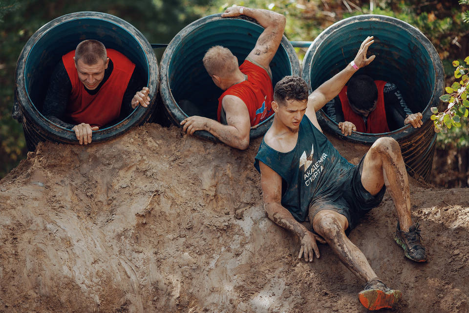 Траншеи с грязью и ледяные ванны: экстремальный забег устроят под Волгоградом