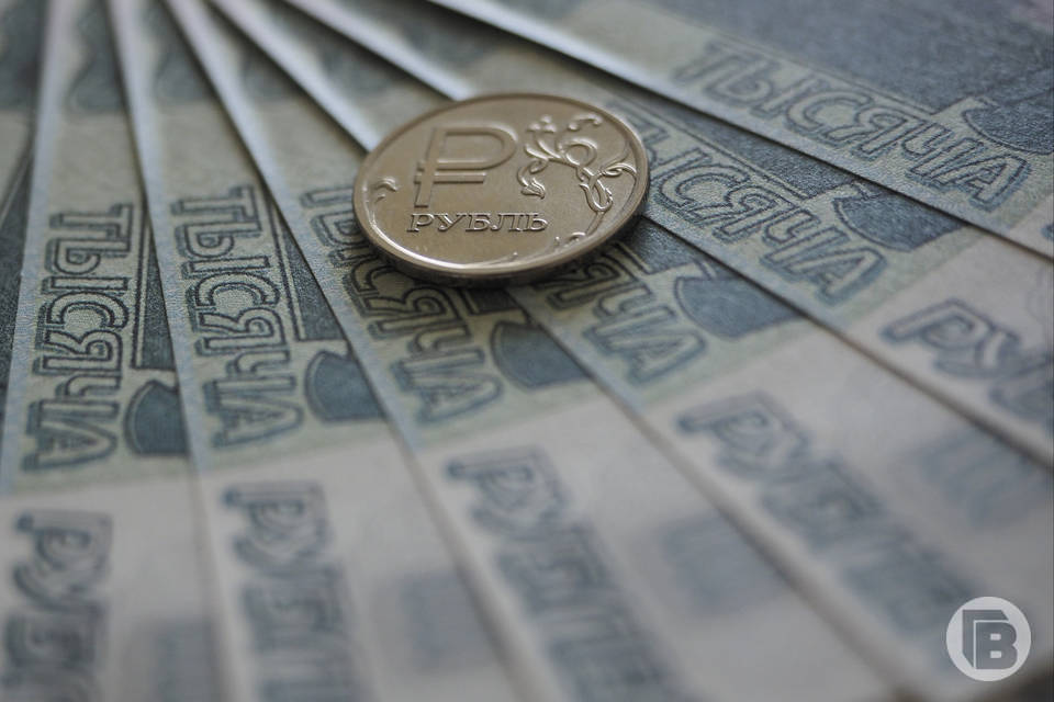 Под Волгоградом пенсионерка отдала около 2 миллионов рублей курьеру мошенников