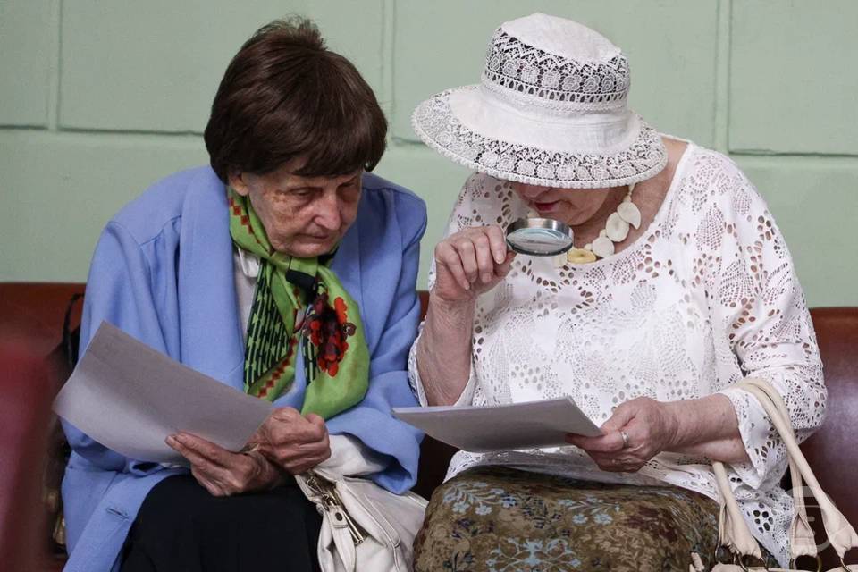 350 тысяч рублей отдала пенсионерка мошенникам в Волгограде