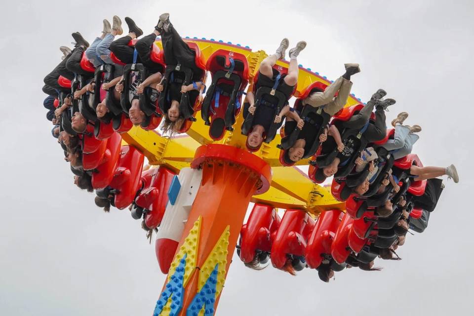 Экстремальные аттракционы заработали в ЦПКиО Волгограда