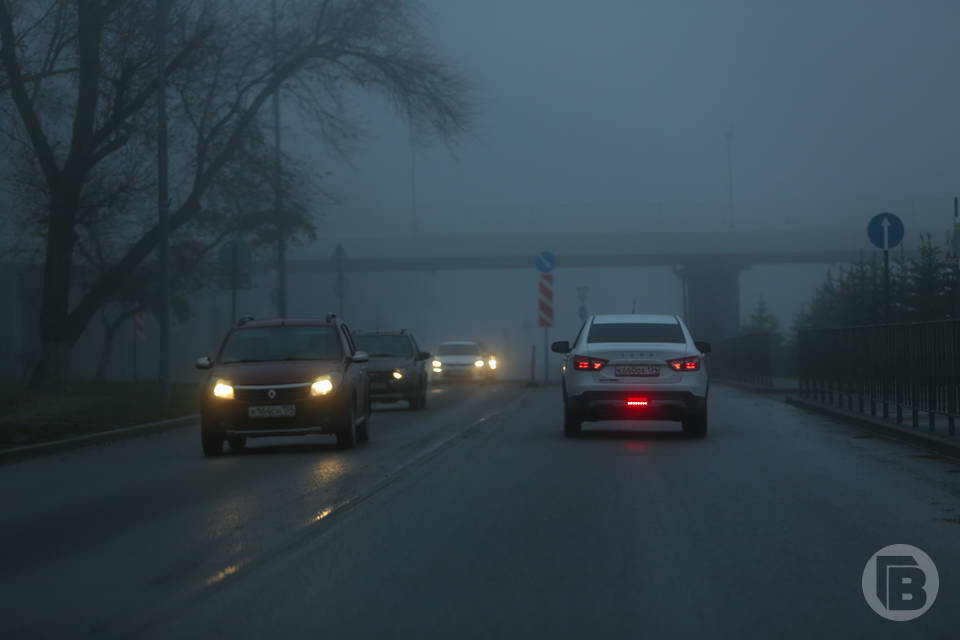 Фура устроила тройное ДТП в Волжском