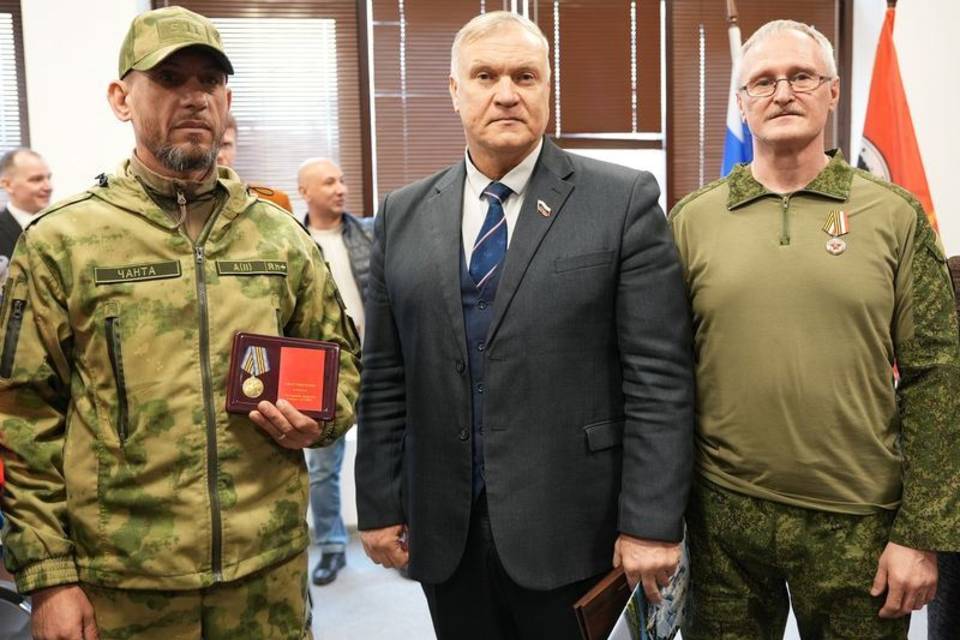 Ветеранов штурмовых рот наградили в Волгограде